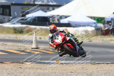 media/Apr-13-2024-SoCal Trackdays (Sat) [[f1617382bd]]/7-Turn 2 (1125am)/